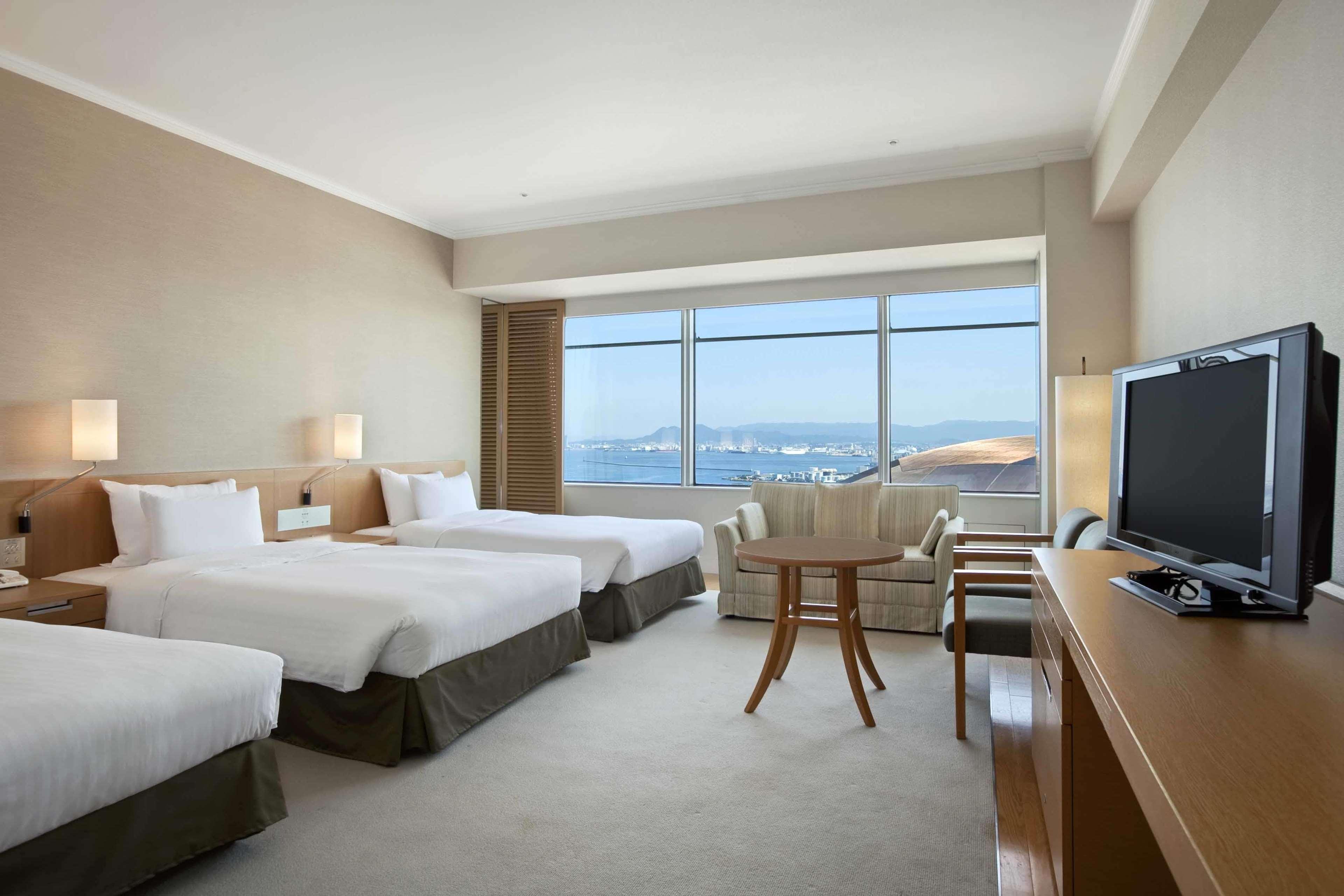 Hilton Fukuoka Sea Hawk Hotel Room photo